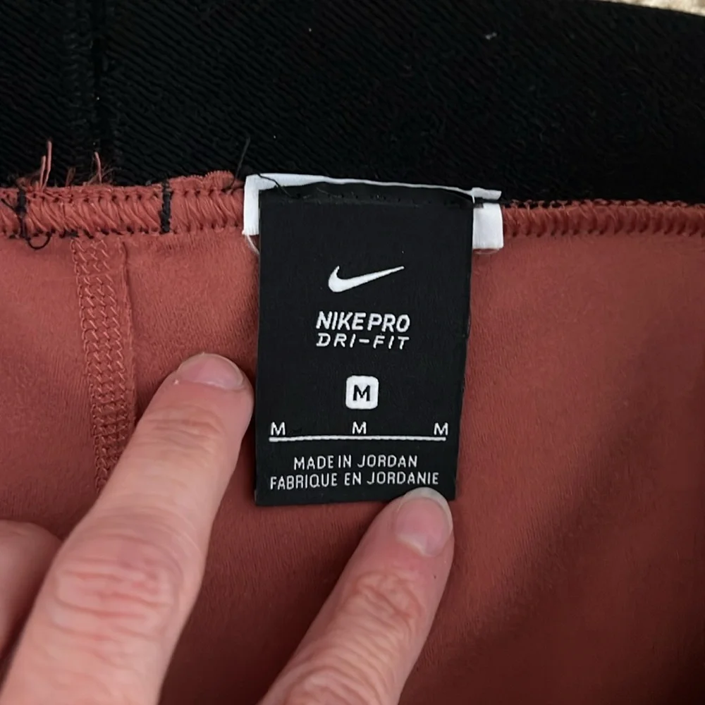 Nike Pro Dri-Fit Leggings Red Maroon Women's Medium Black Elastic Waistband